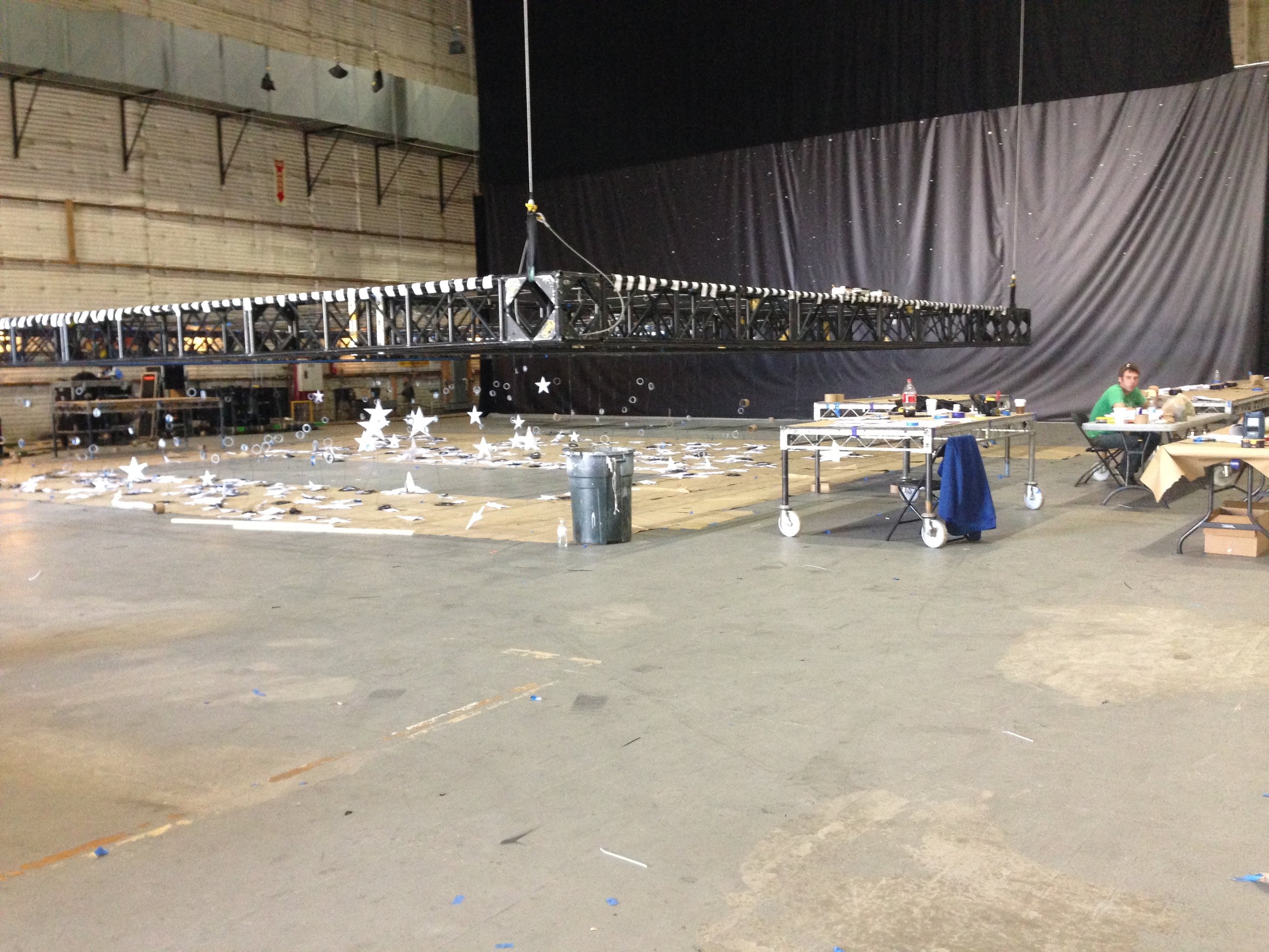 So a nice hefty piece of truss to heave up and down the paper stars!