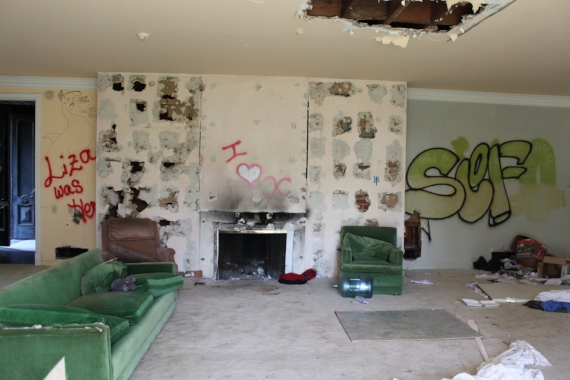 Inside the former Hollywood film stars home we discovered sad stories.