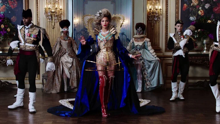 BEYONCE O2 4 copy.jpg
