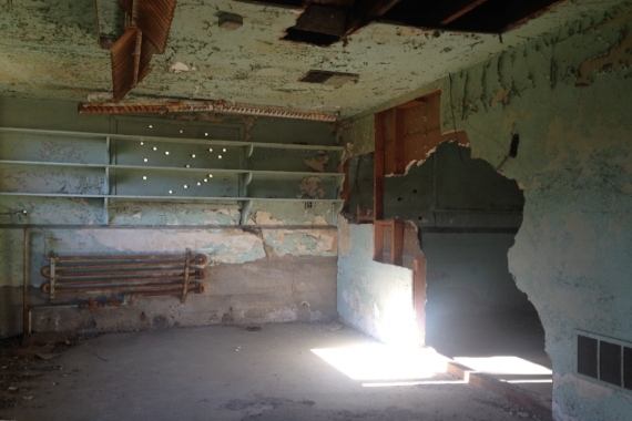 Distress and abandonment though, took us to so many locations across Los Angeles. The search was intense and full of beautiful moments - an art director's dream palette. But we still couldn't find the right setting.