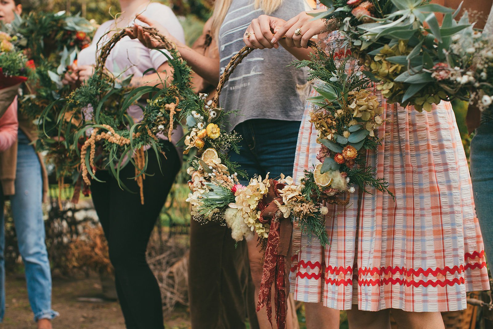 Waiakoa_wildflowers_wreaths_workshops_maui_websize_06.jpg