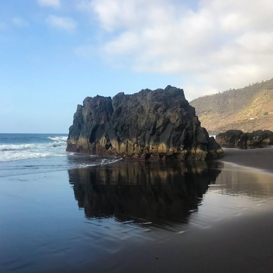 los_patos_beach_tenerife.jpg