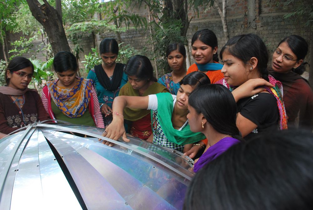 Copy of 3 Solar cooker training - 10 November.JPG