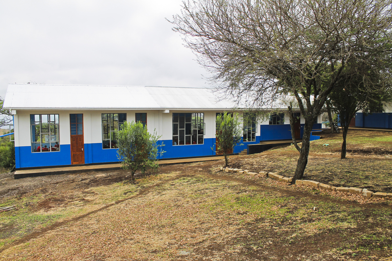 Copy of new classroom_4_lr.jpg