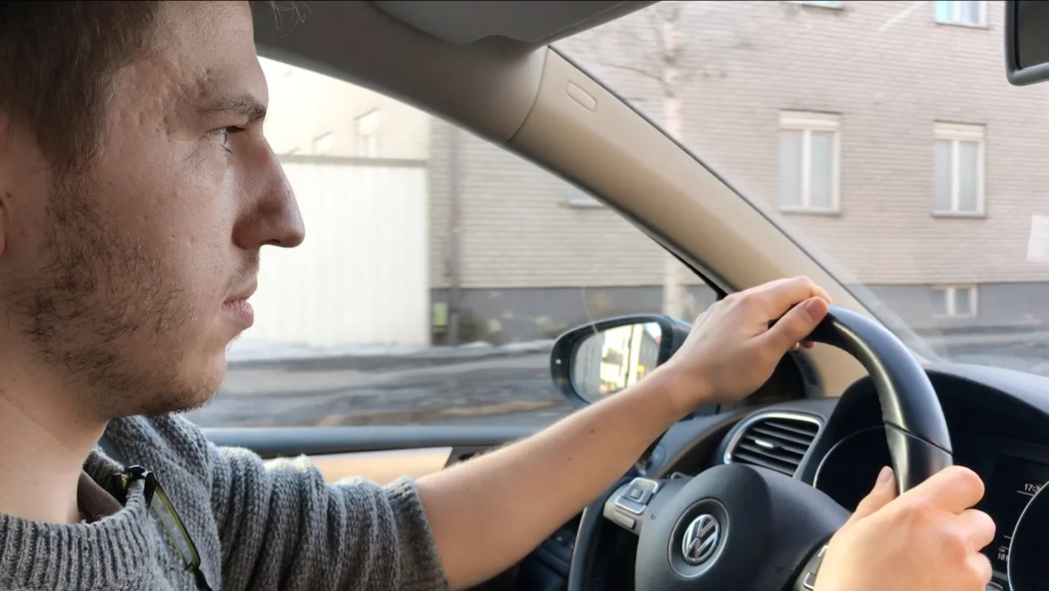 Possible user scenario 1: Mind-wandering while driving car