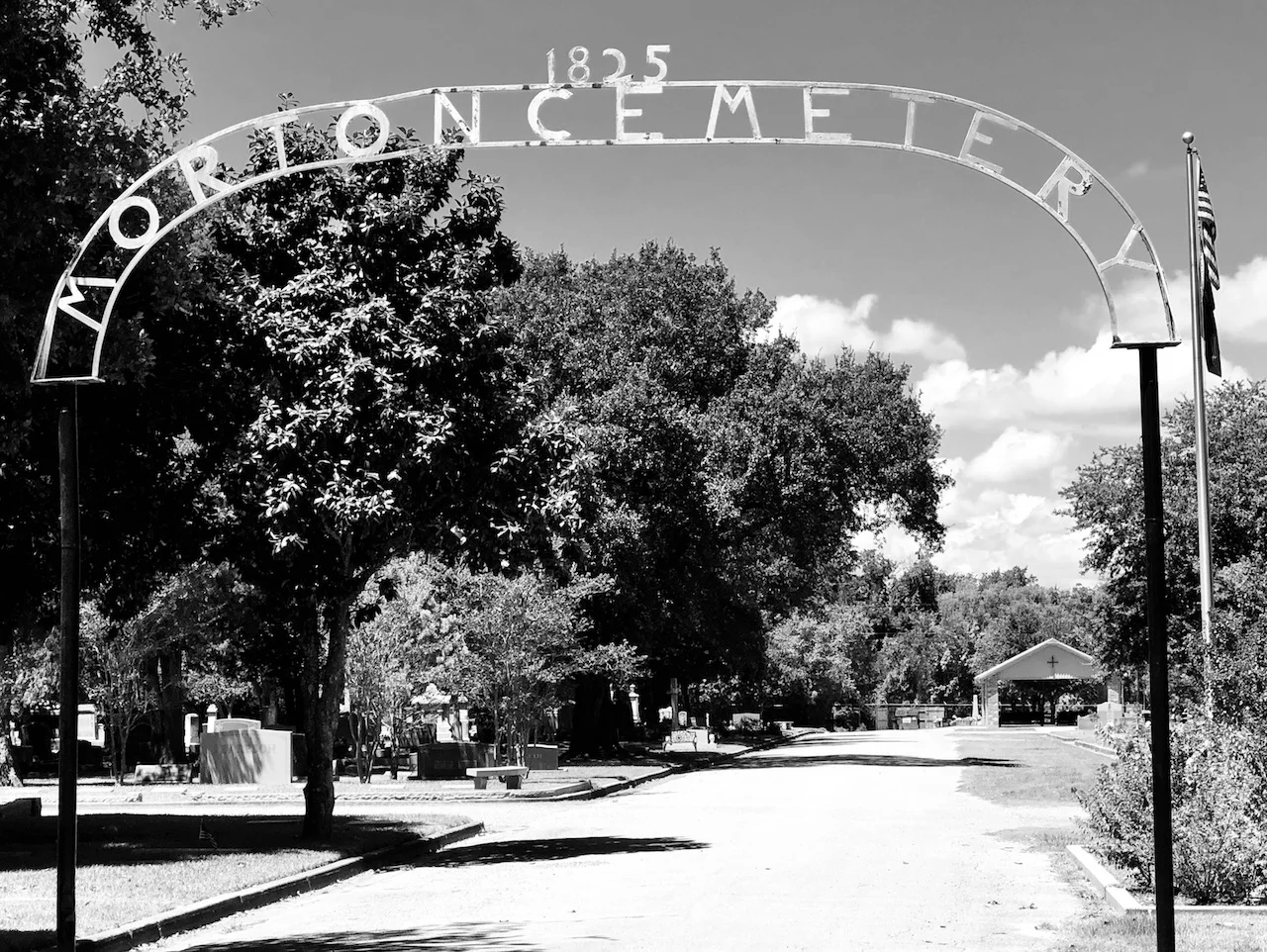 MortonCemeteryEntry.jpg