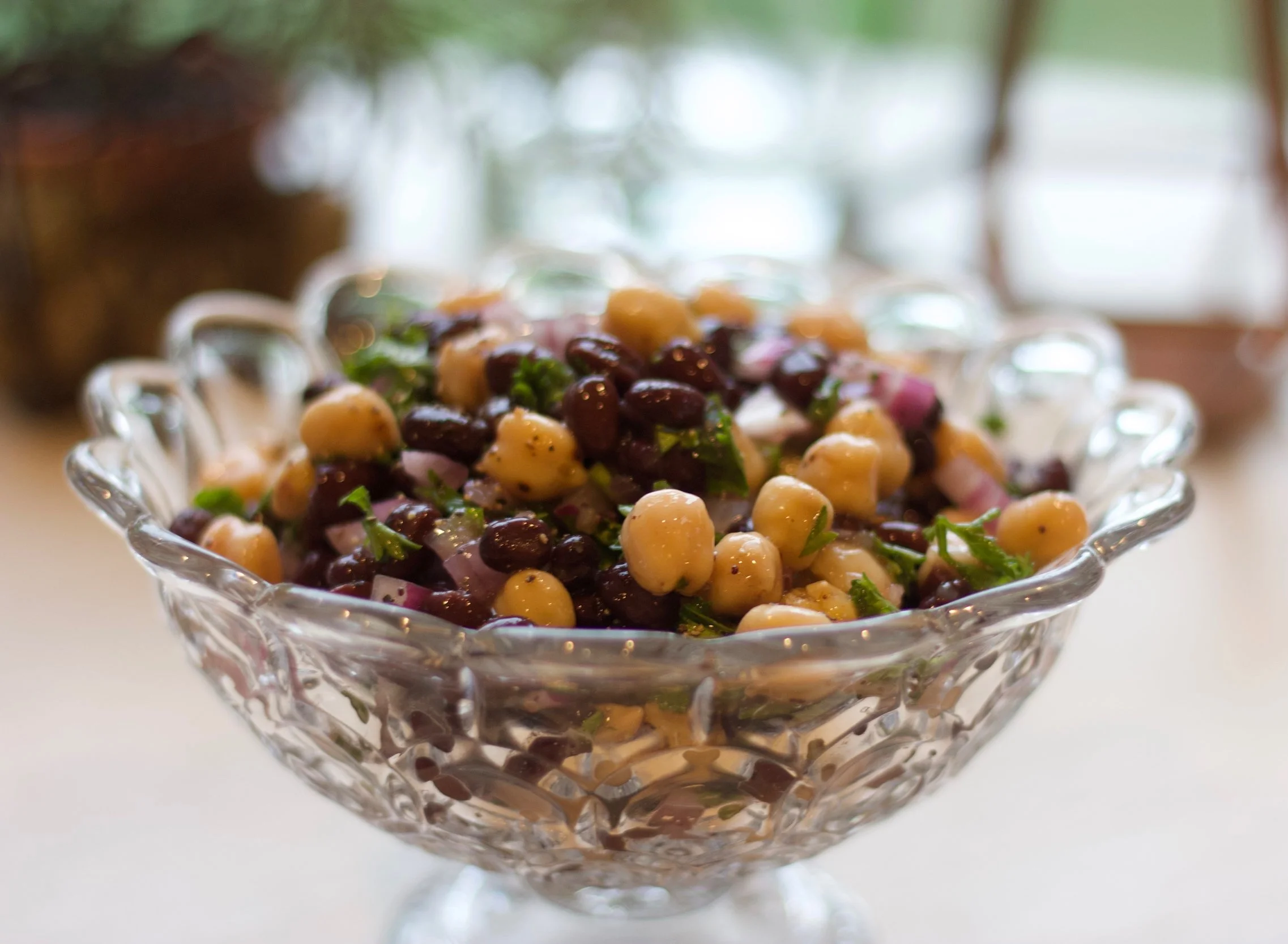 easy+summer+bean+salad.+cardiocoffeeandkale.jpg