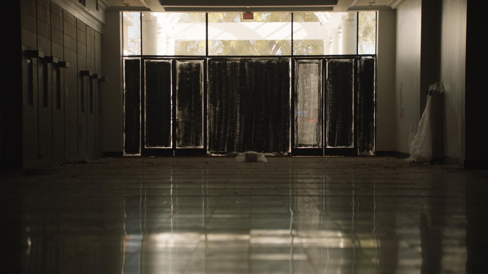  Int. Abandoned Mall- Location Build 