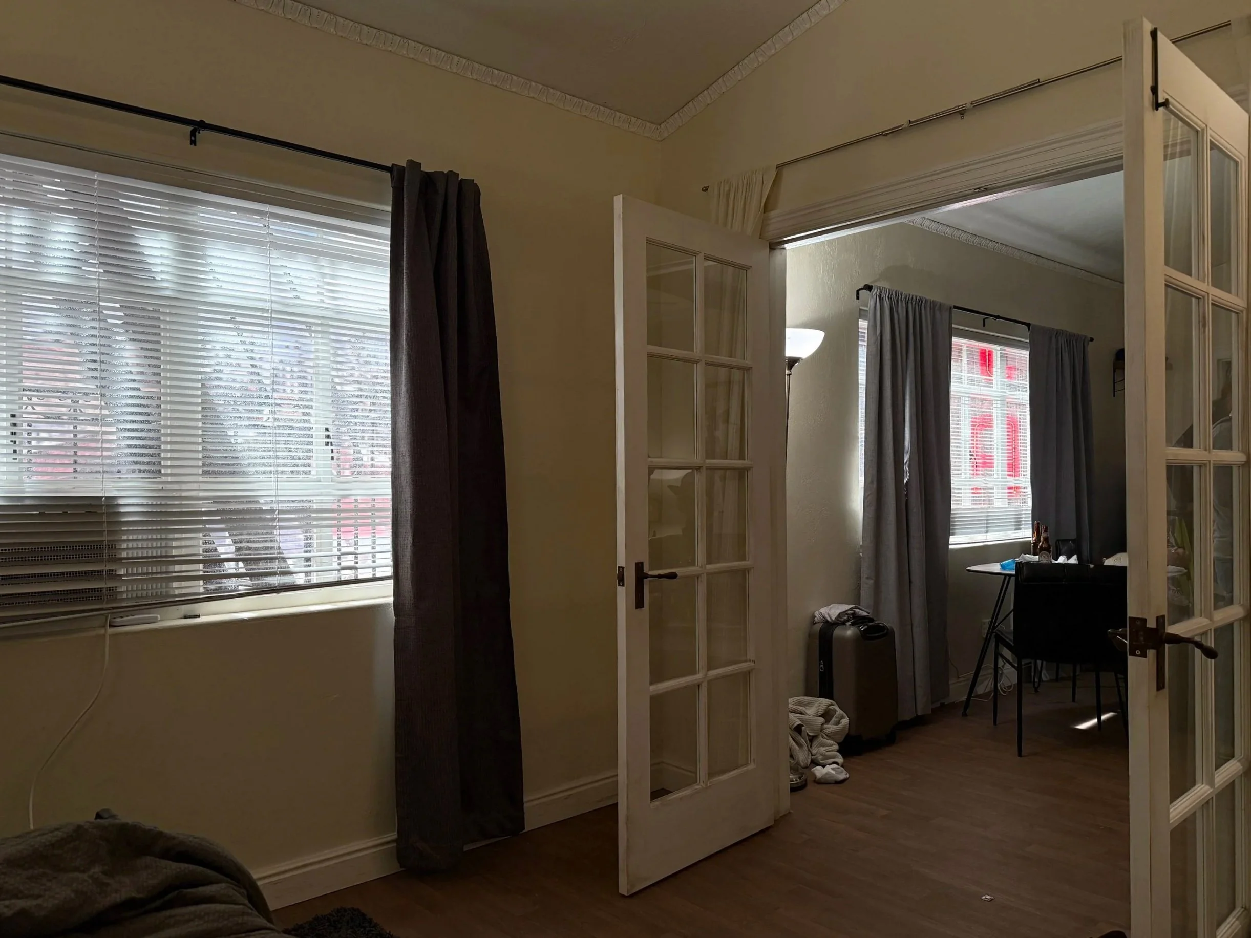  Int. Seth’s Apartment- Stage Build 