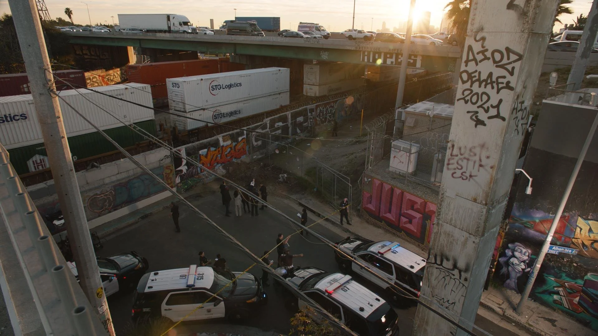  Ext. Last Moment Underpass- Custom and Modified Graffiti on Location 