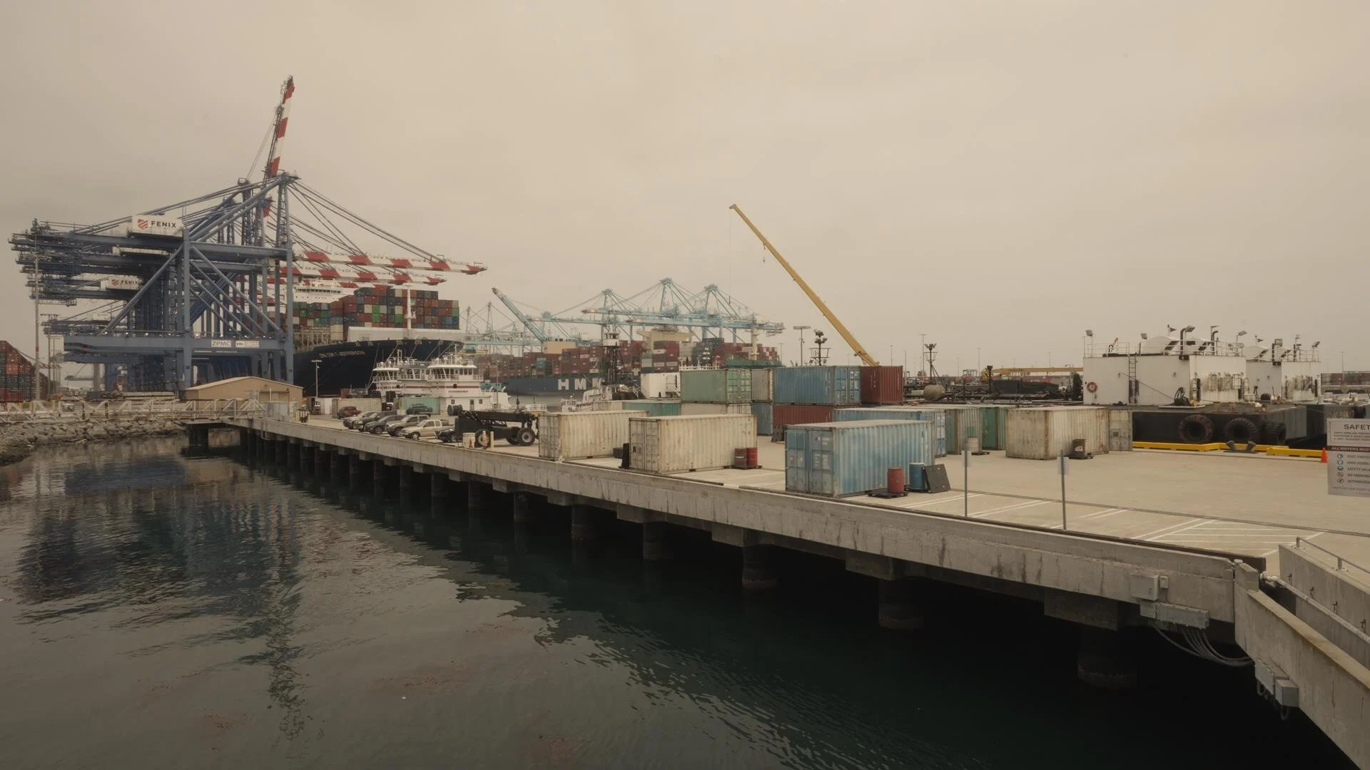  Ext. Port of Los Angeles- Dressed Location &amp; Build 