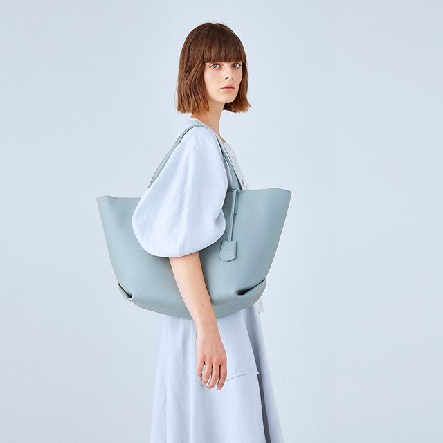 Oroton #oroton #totebag #fashionphotography