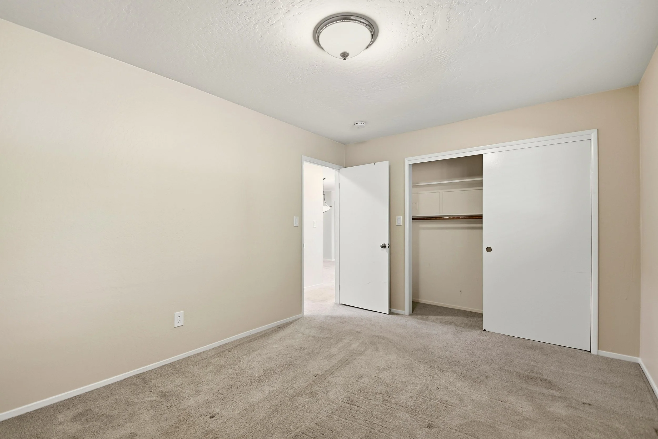 25_f8_442b_Las_Casitas_Ct.jpg