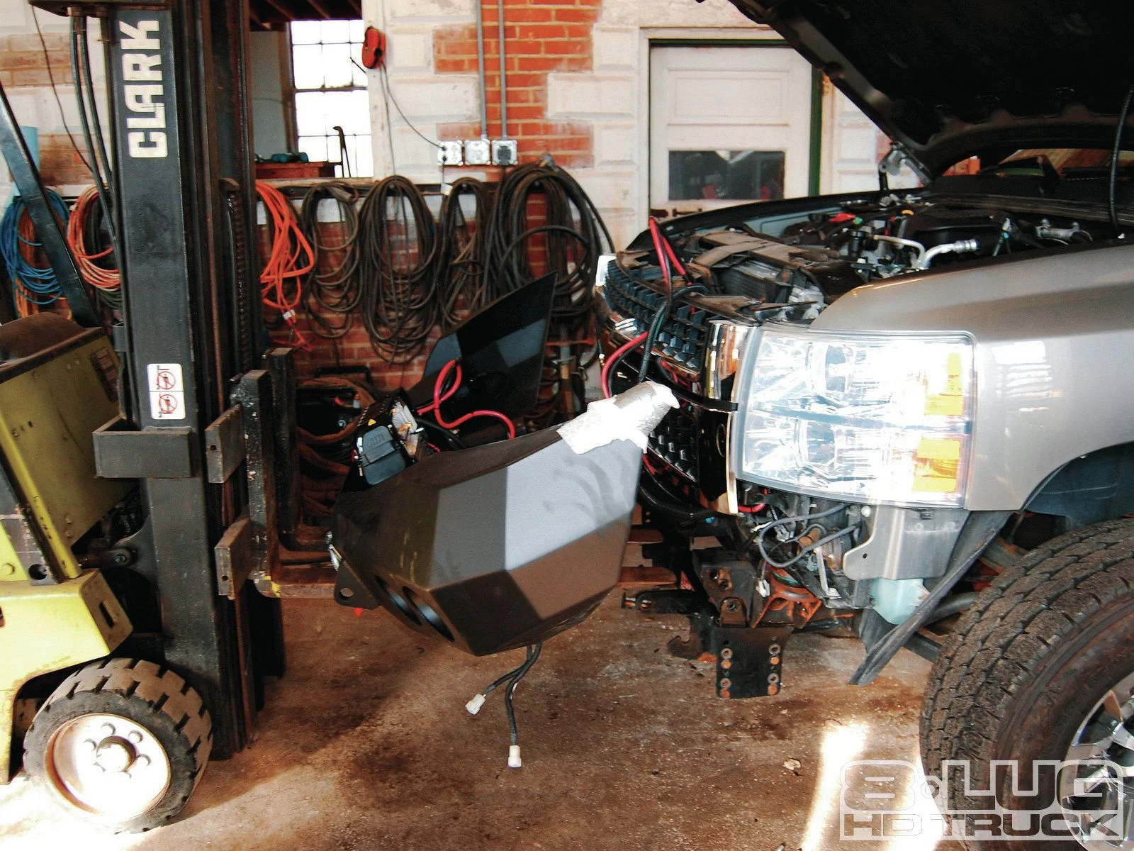 1210-8l-34+winch-time-ultimate-tow-and-work-truck-upgrades+front-bumper-and-winch.jpg