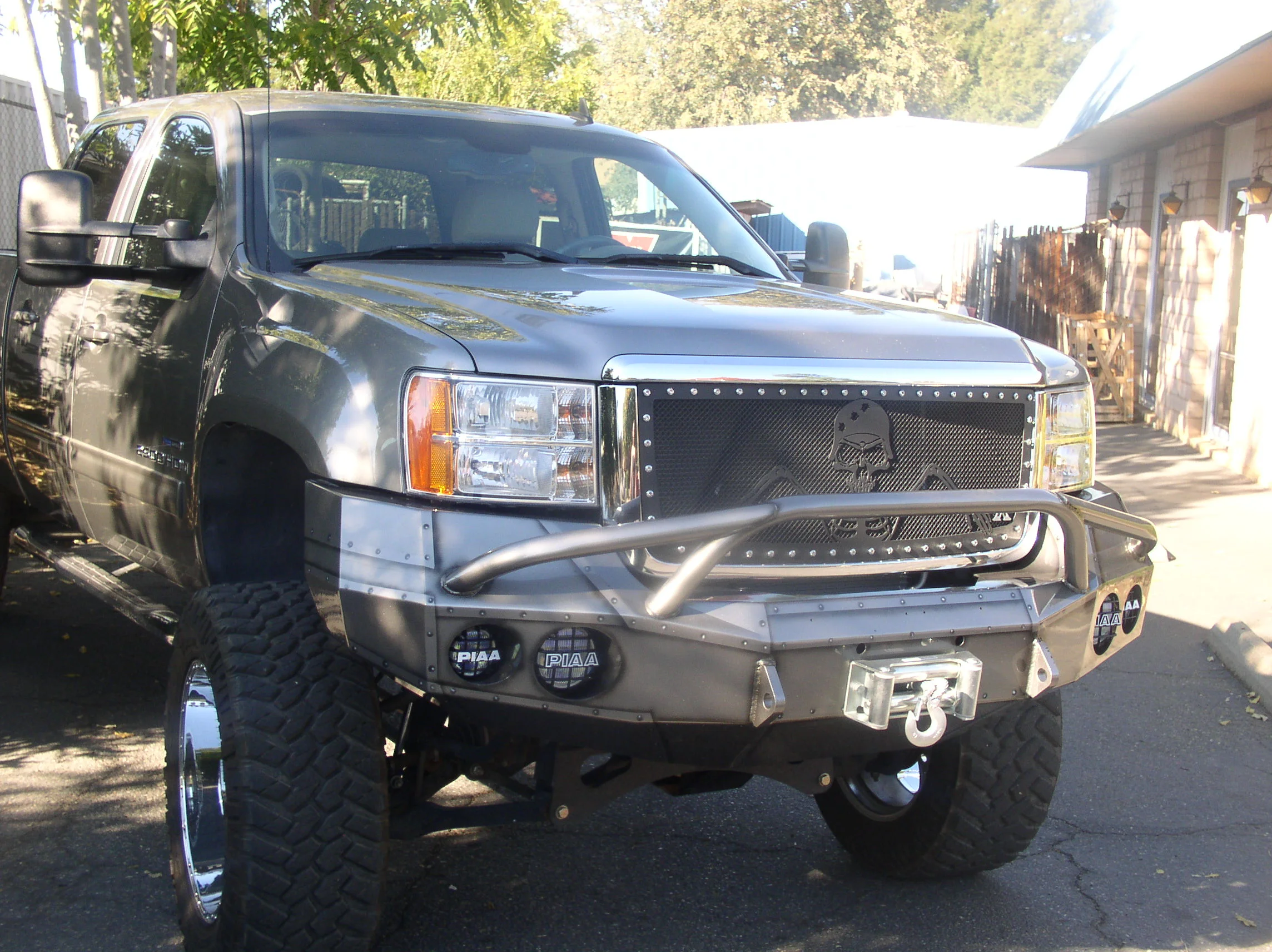 2008 2010 GMC 004.JPG