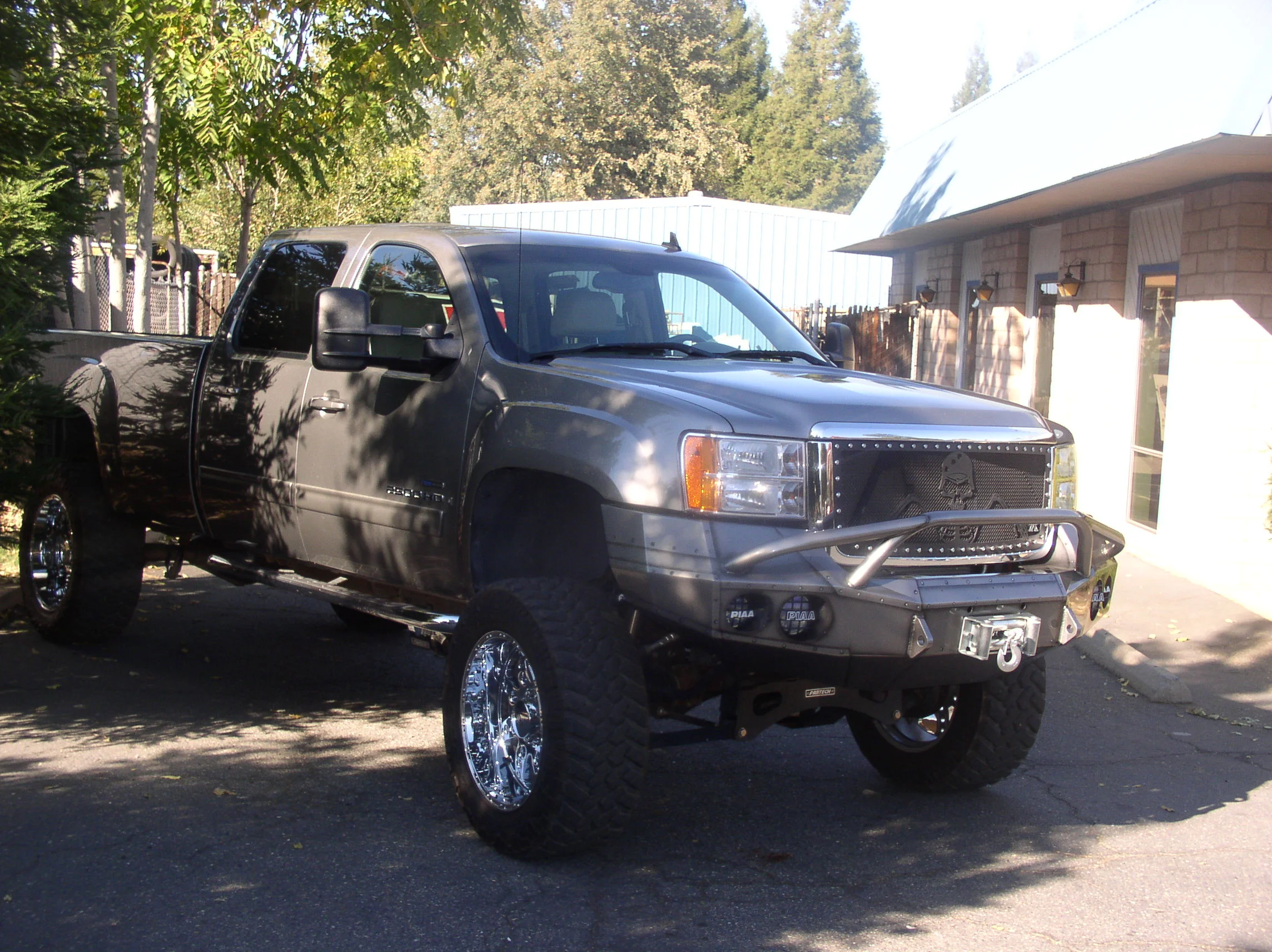 2008 2010 GMC 003.JPG