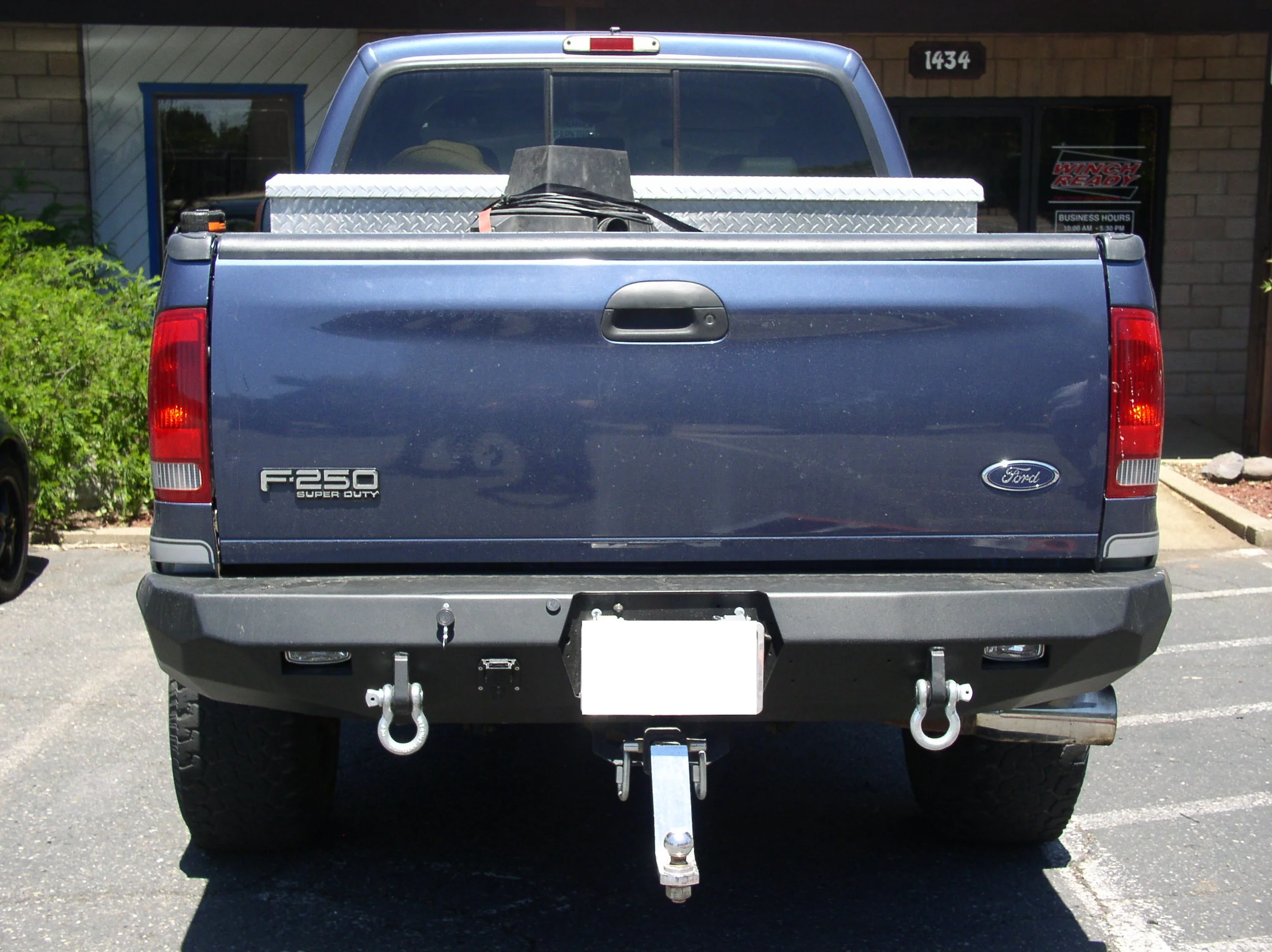 Ford F-250/350 — Winch Ready Bumpers