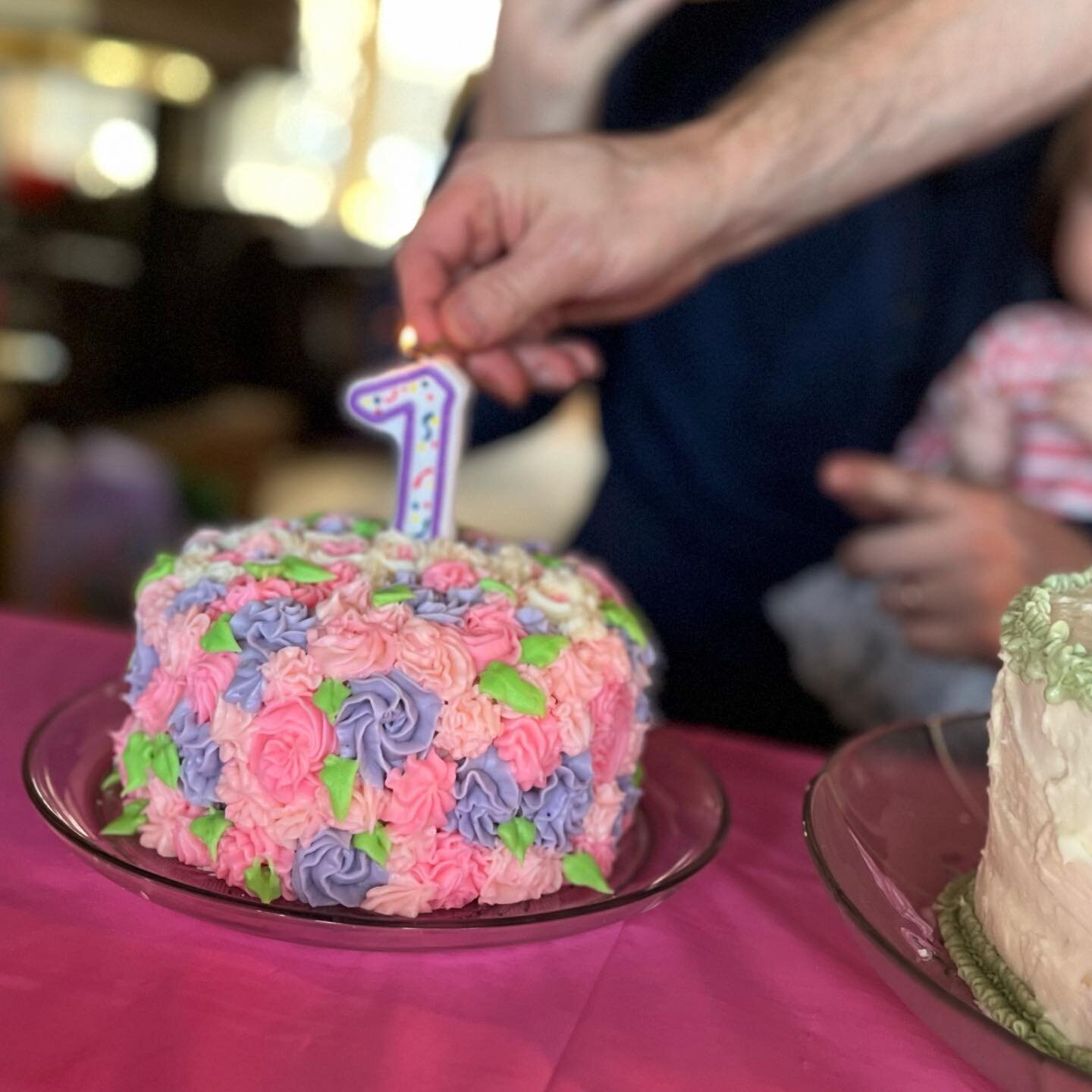 SMASHING AND SOFTENING 🌸

I decorated a fancy smash cake for my granddaughter&rsquo;s birthday and she engaged in some brilliant smashing. It was wonderful! And got me thinking&hellip;

About how I never made a smash cake for her dad (because wouldn