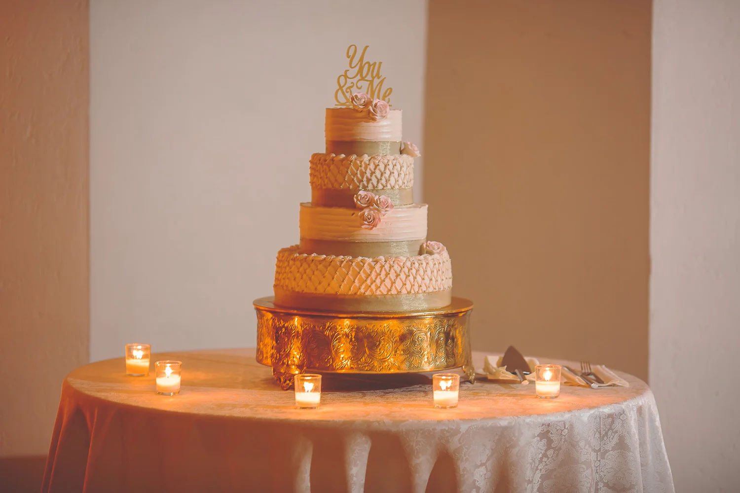 MiamiWeddingPhotographers_HotelColonnade-76.jpg