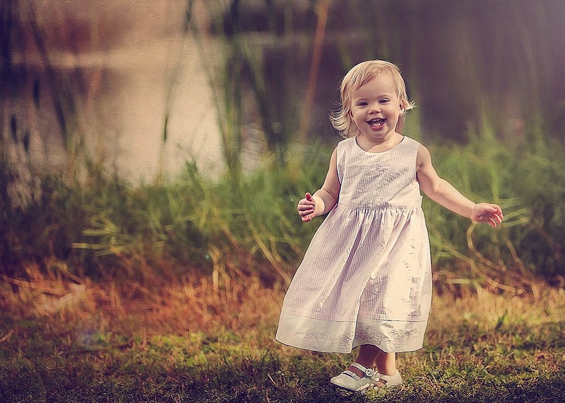 Celebrate your children&rsquo;s milestones with timeless photography. 
DM us to learn more about our portrait experiences and schedule your session with us. 

#FamilyPhotography #FamilyPhotographer
#FamilyPhotoshoot #FamilyPortraits
#LifestylePhotogr