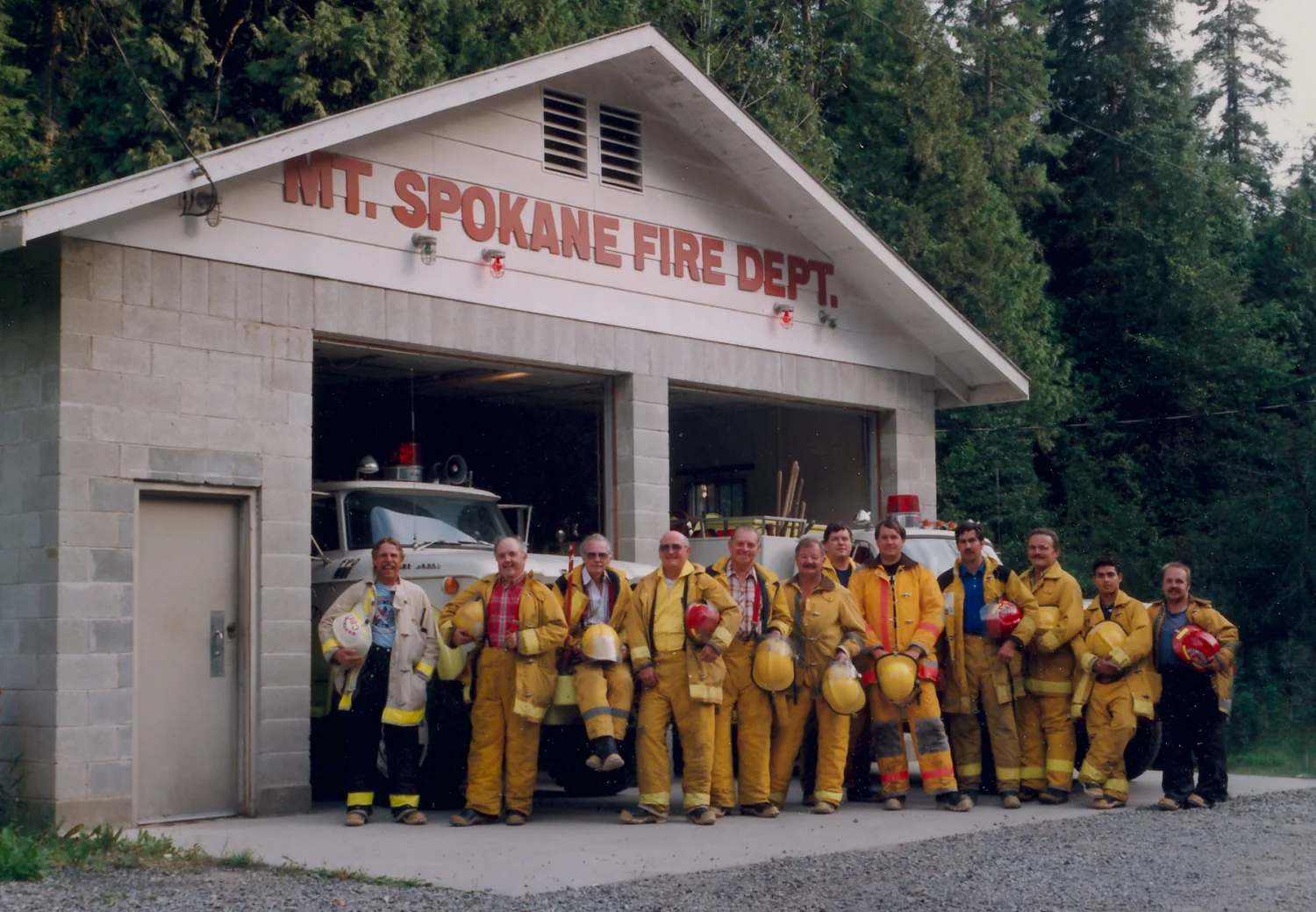 Mt Spokane Fire Dept group photograph