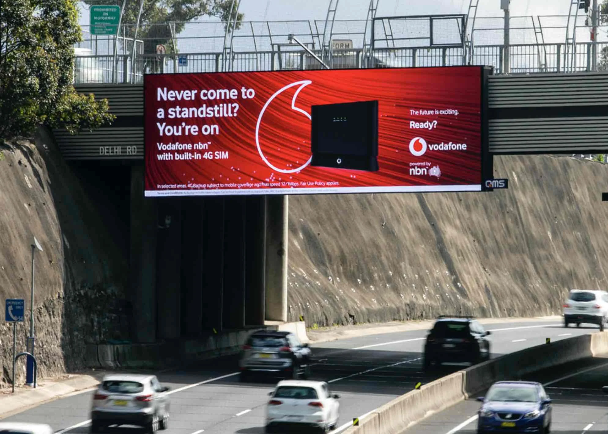 VODAFONE OUTDOOR 3.jpg
