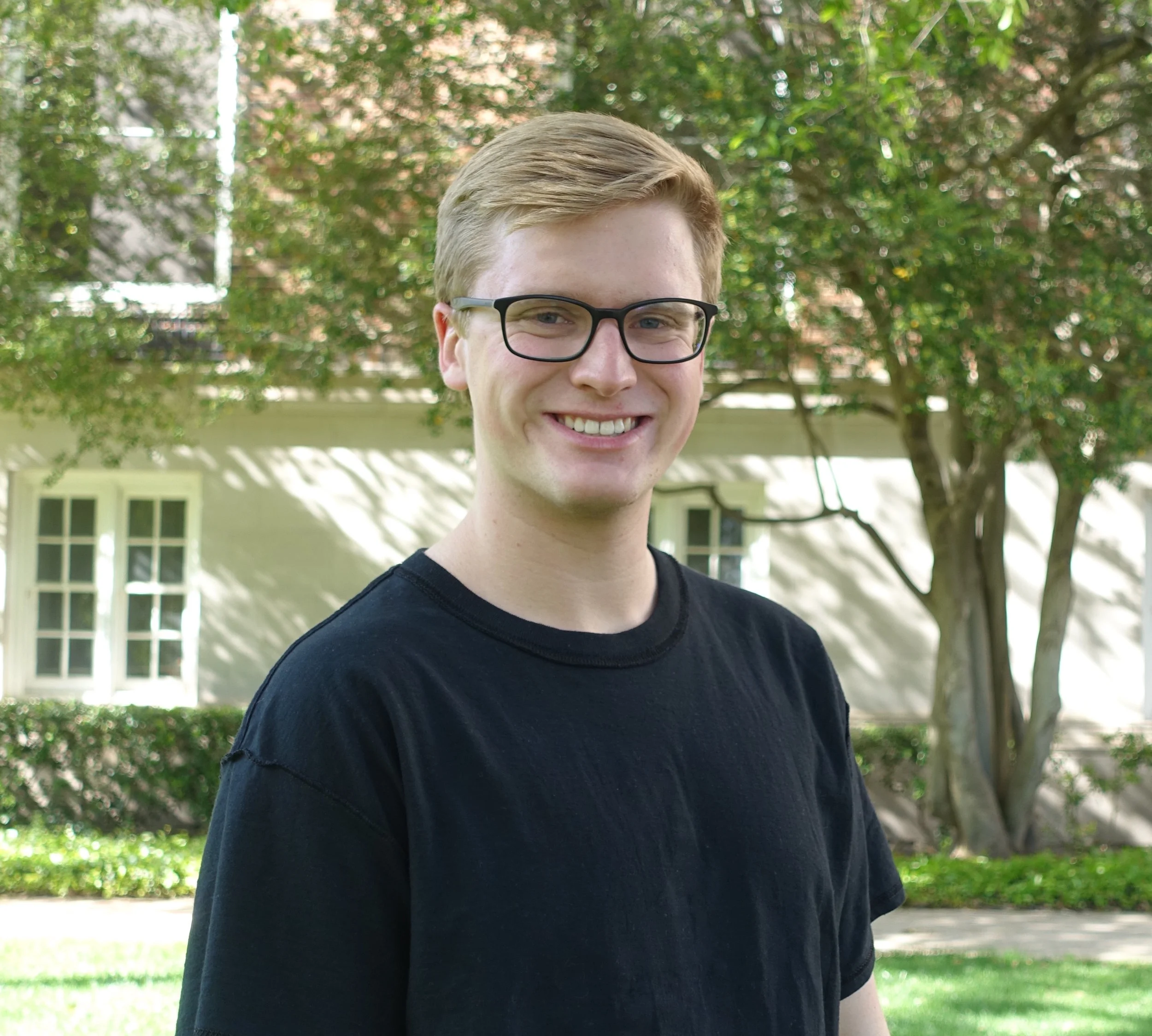 DANIEL HEARD GRAPHIC DESIGN CHAIR