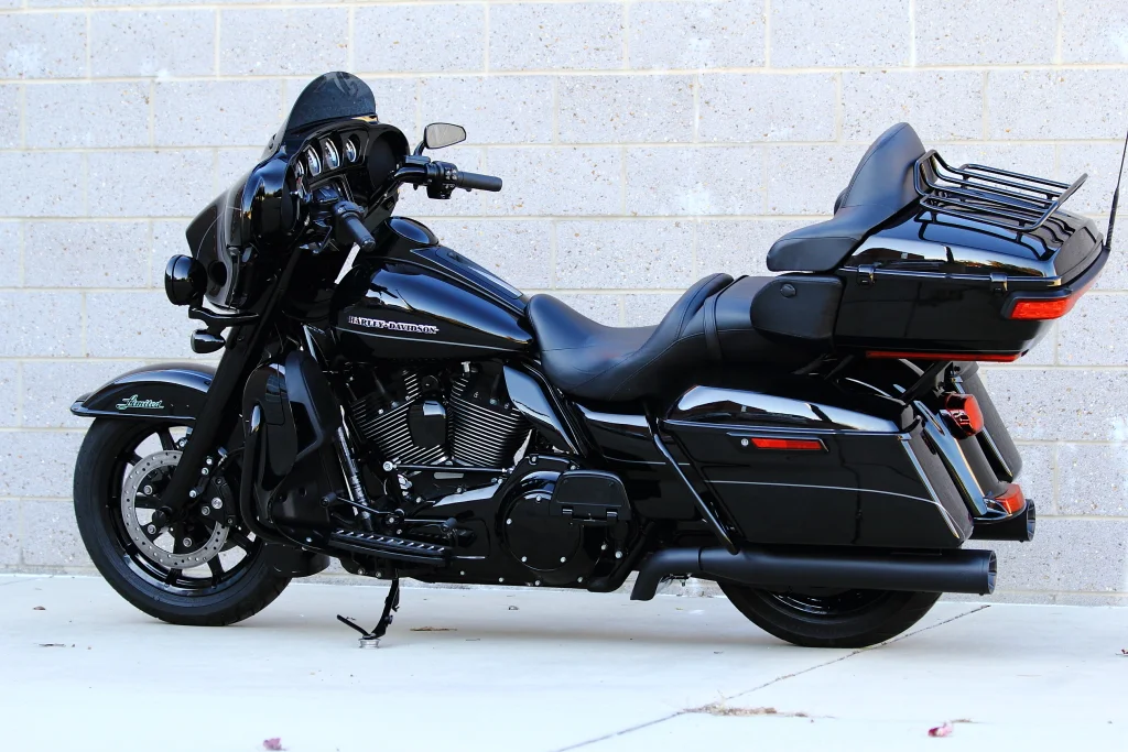2014 Harley Davidson Ultra Limited Fully Blacked Out — SOUTHEAST