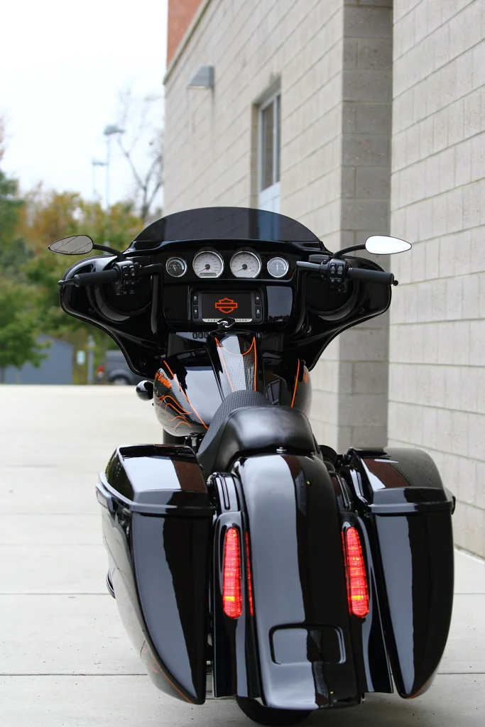 2017 FLHX - FAT 21 BLADE RUNNER 011.JPG