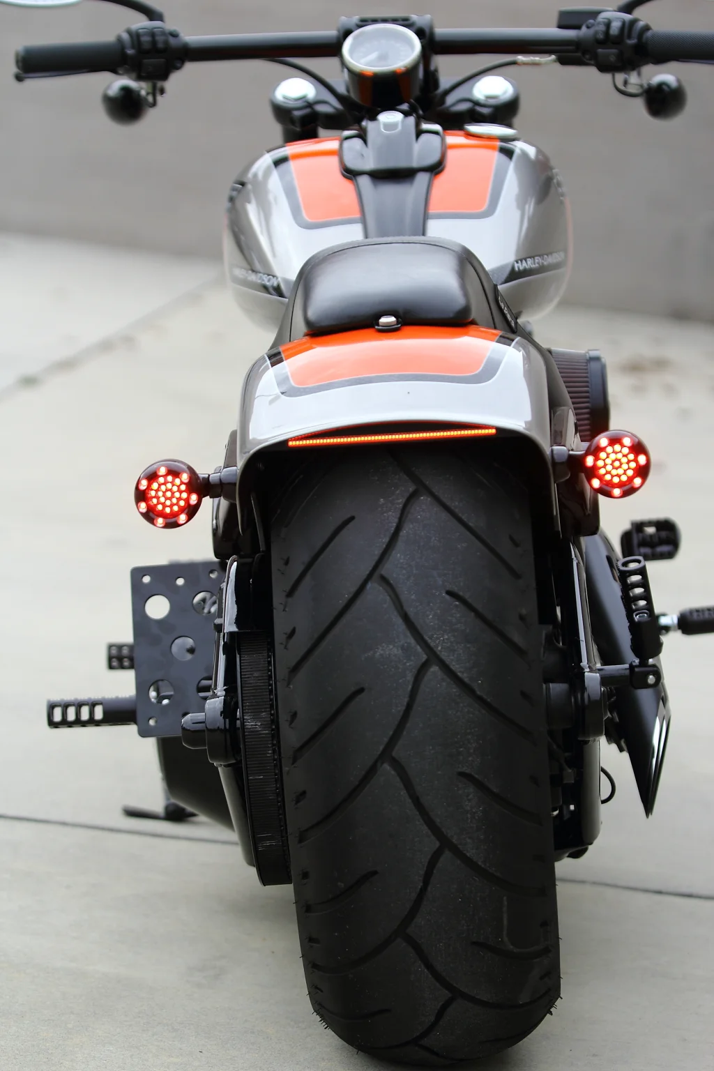 2016 BREAKOUT ORANGE WHEELS 011.JPG