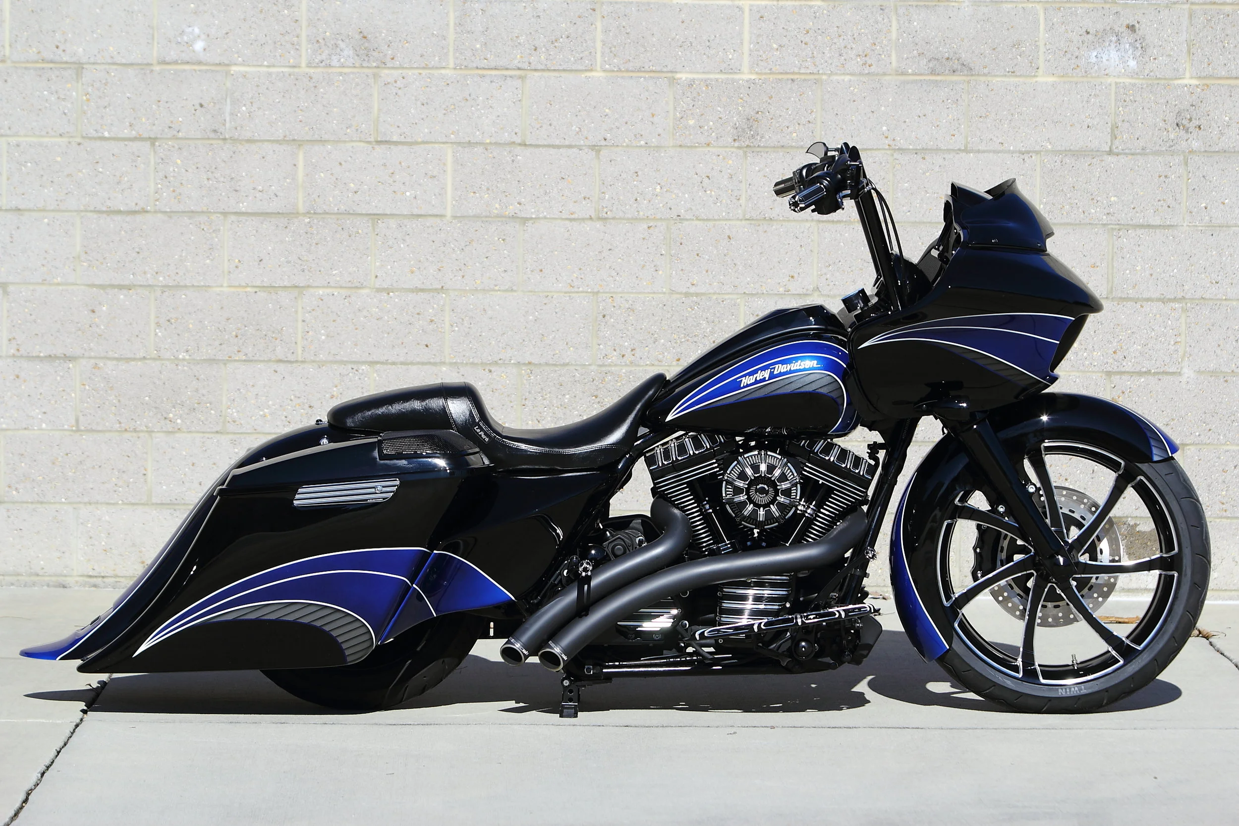 ROAD GLIDE 001.JPG