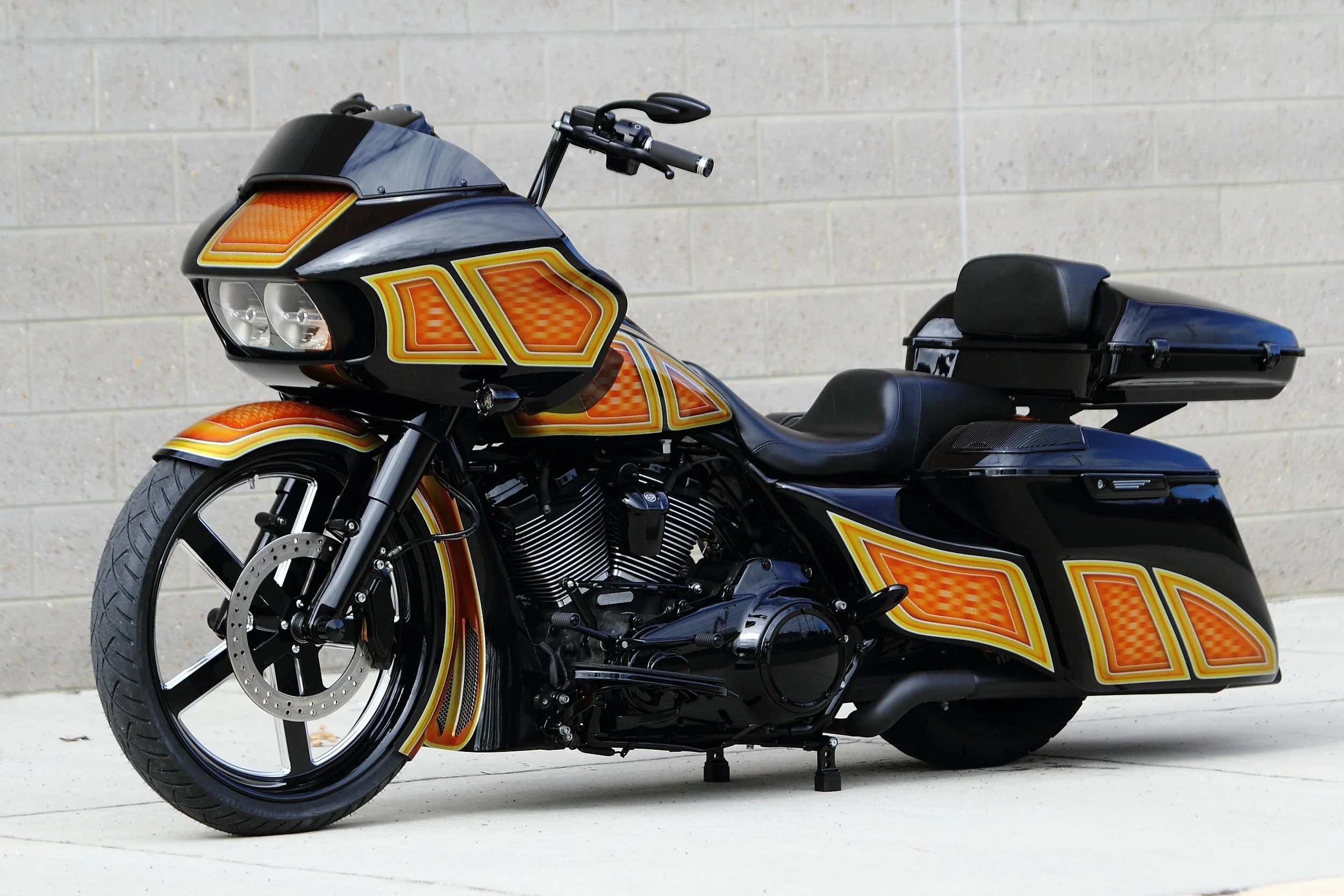 ROAD GLIDE 003.JPG