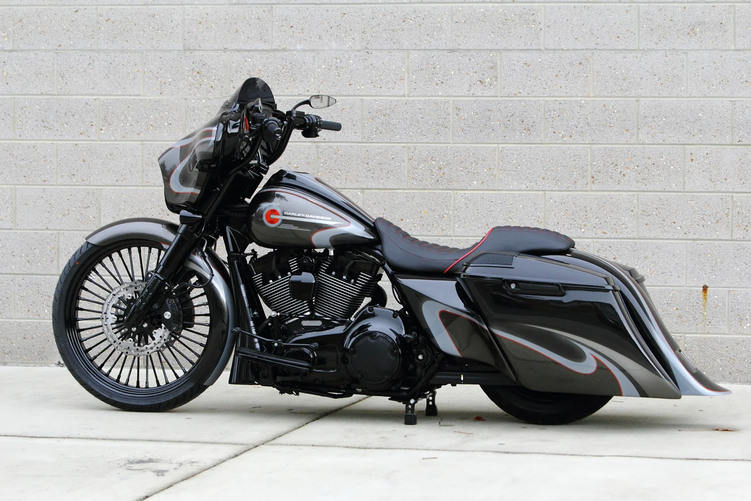 2016 FLHXS - ART DECO GRANITE  001.JPG