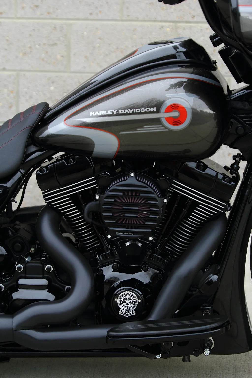 2016 FLHXS - ART DECO GRANITE  017.JPG