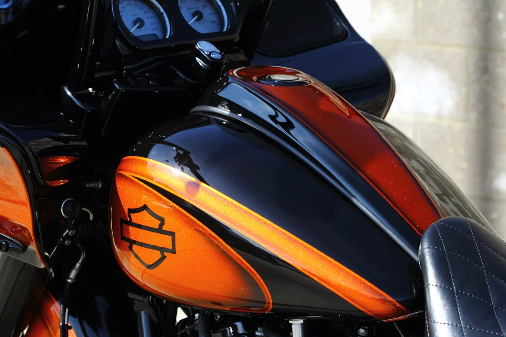 UNDERDOG ROAD GLIDE FATTY 013.JPG