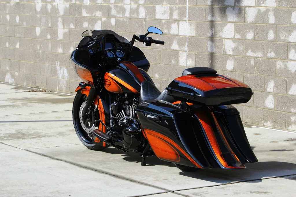 UNDERDOG ROAD GLIDE FATTY 016.JPG