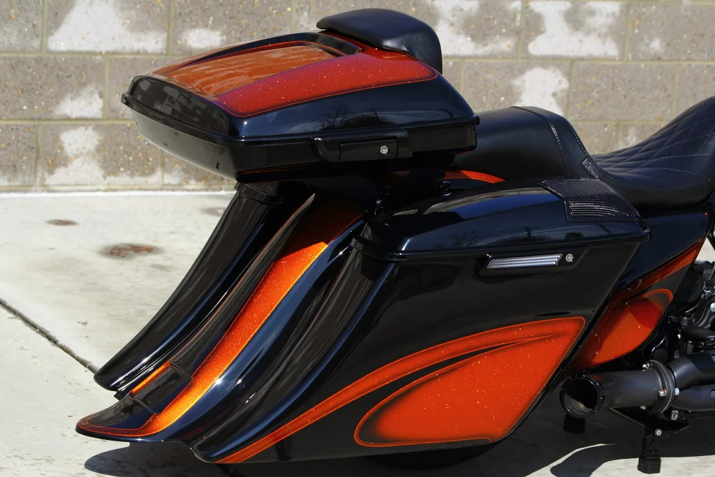 UNDERDOG ROAD GLIDE FATTY 018.JPG