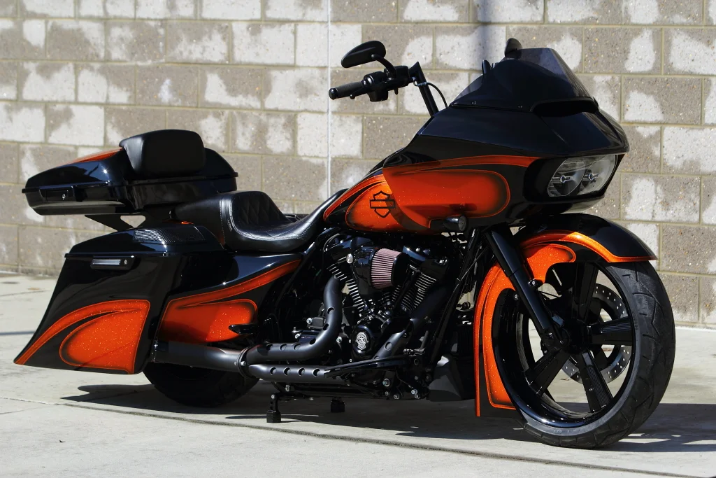 UNDERDOG ROAD GLIDE FATTY 024.JPG