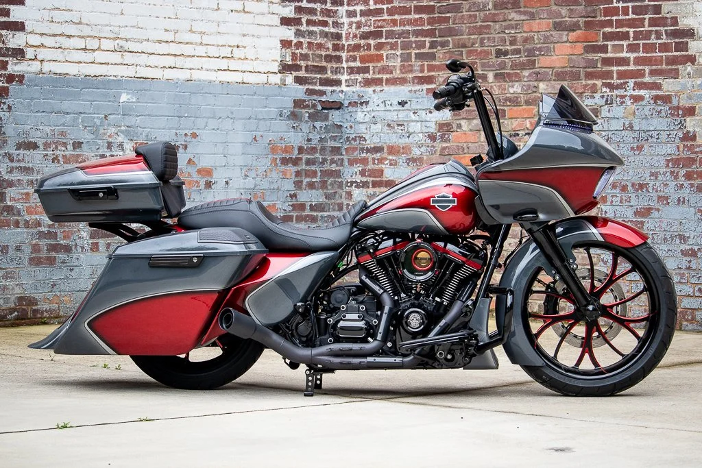 2021 ROAD GLIDE - 2 SIX-25.jpg