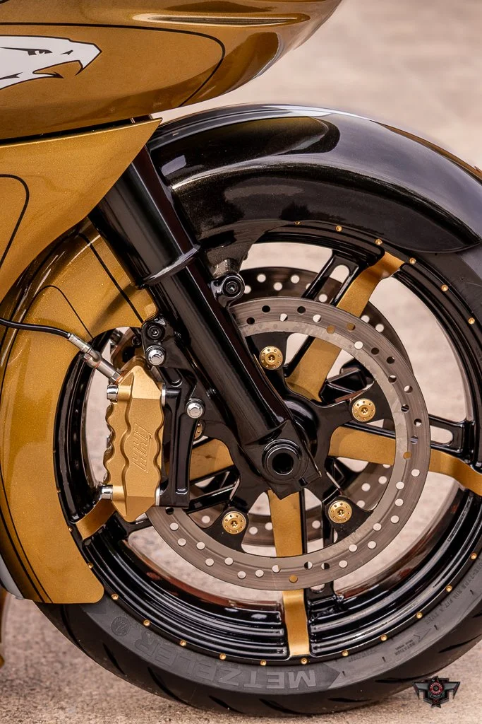 CHUCK NORRIS ROAD GLIDE-26.jpg