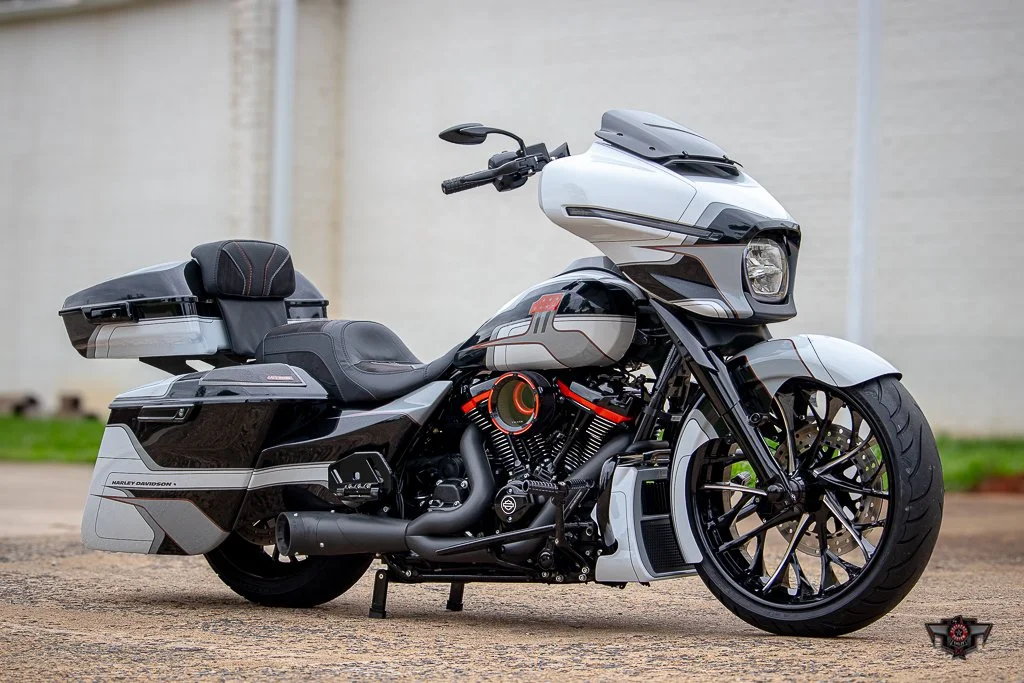 2025 HARLEY-DAVIDSON STREET GLIDE CUSTOM HOTROD BAGGER - FAT 21 LEVEL 2 POWER PACKAGE -  