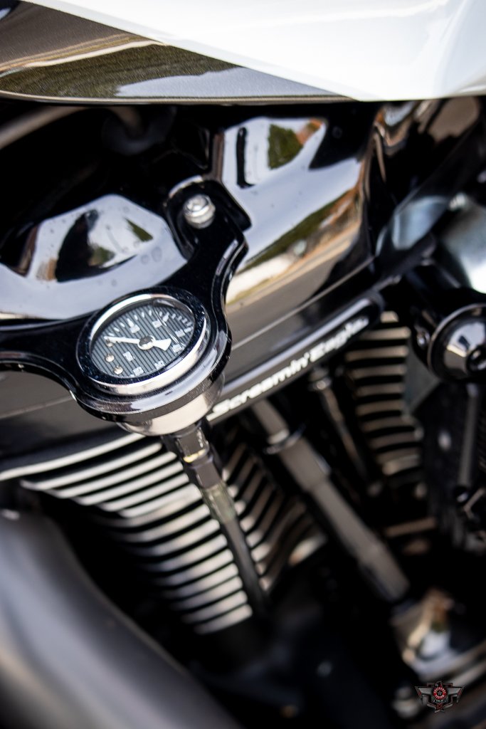 2020 FLTRXS ROAD GLIDE SPECAIL - LADY KILLER 26 WHEEL-18.jpg