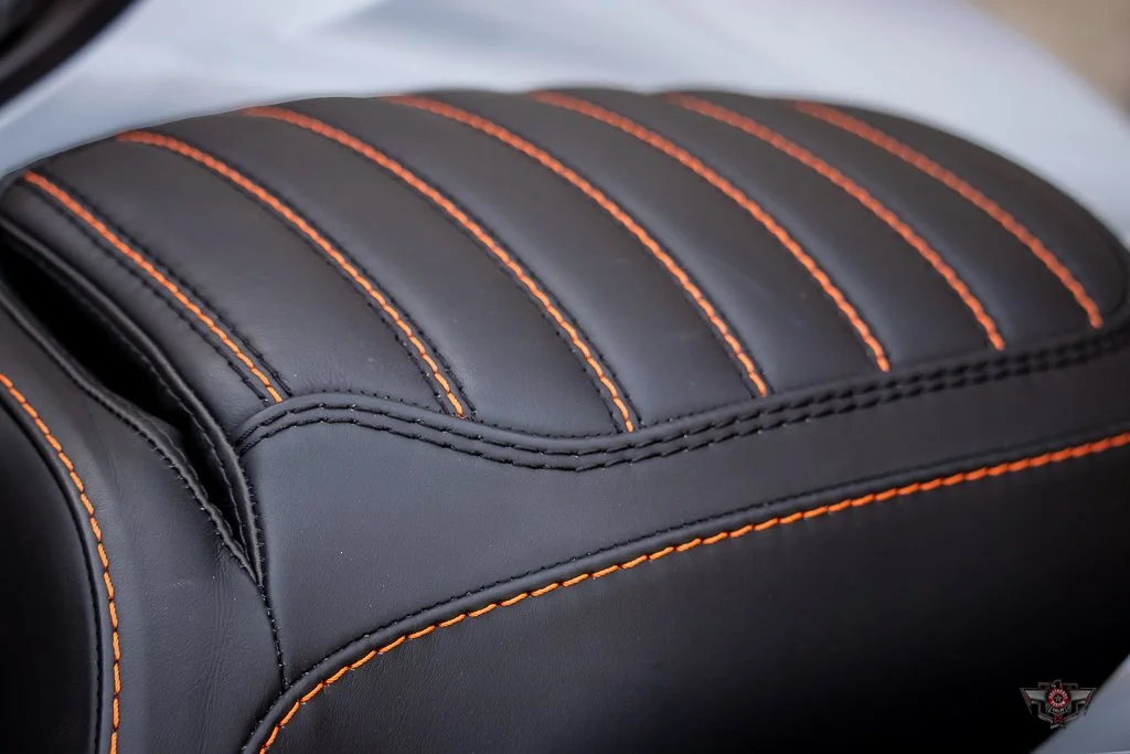 2020 FLTRXS ROAD GLIDE SPECAIL - LADY KILLER 26 WHEEL-09.jpg