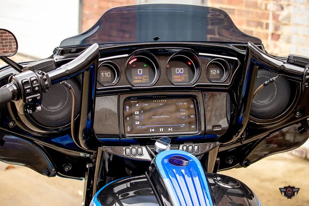 YELLOW JACKET ROAD GLIDE -79.jpg