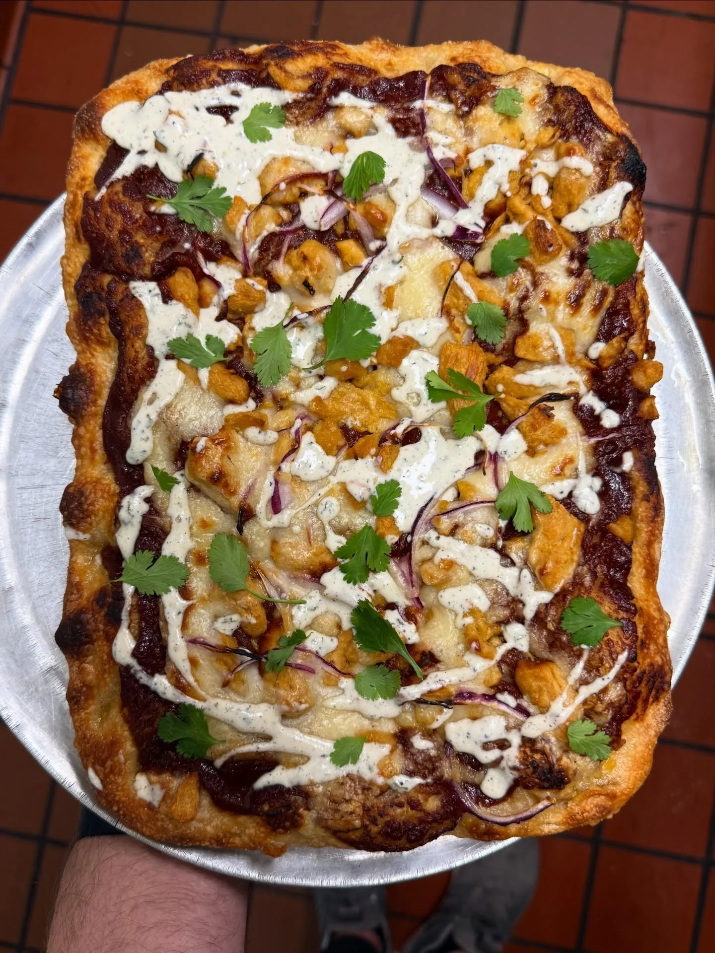 FREEBIRD 🦅 is landing on our new menu Friday 1/30 at 5pm!

Harissa BBQ Sauce, mozzarella, @liveabbots plant-based chicken, red onion, za&rsquo;atar ranch, cilantro. 

Comes standard on Sicilian but available on gluten-free or classic round!!

#plant