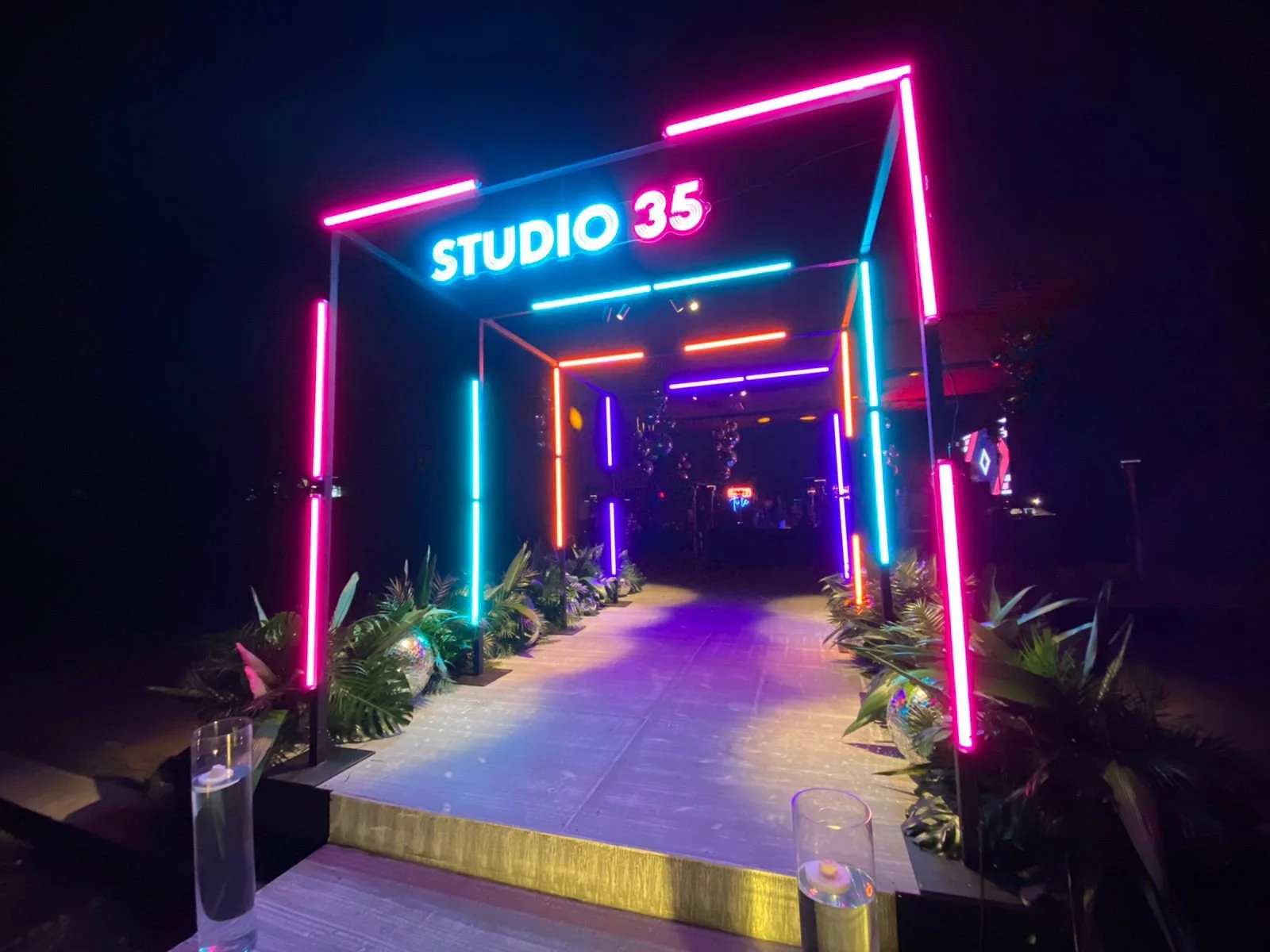 LINEAS DE — Relumbra