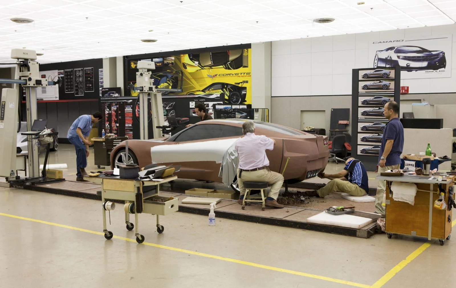 Corvette-C7-Clay-Model-Tarus-Machines.jpg