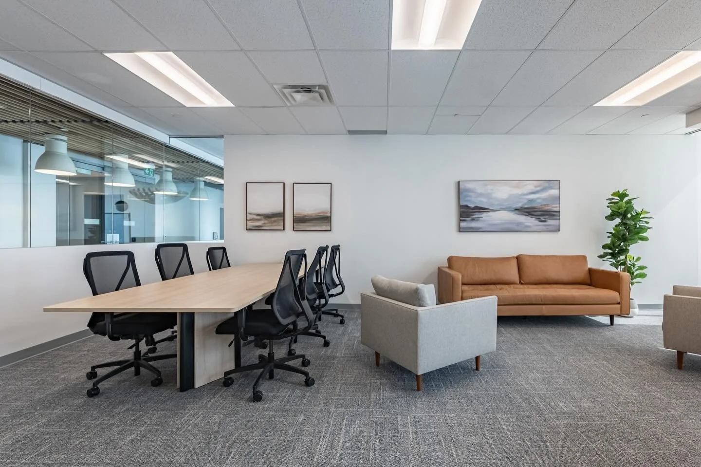 Sometimes the best makeover is a subtle one. Deep Genomics liked the open and airy feel of their existing space, so we gently modernized the finishes and added warmth. This room became a private #office with space for informal meetings, with a blend 