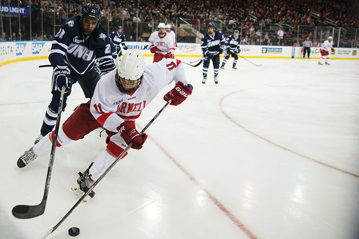 Hockey 2.jpg