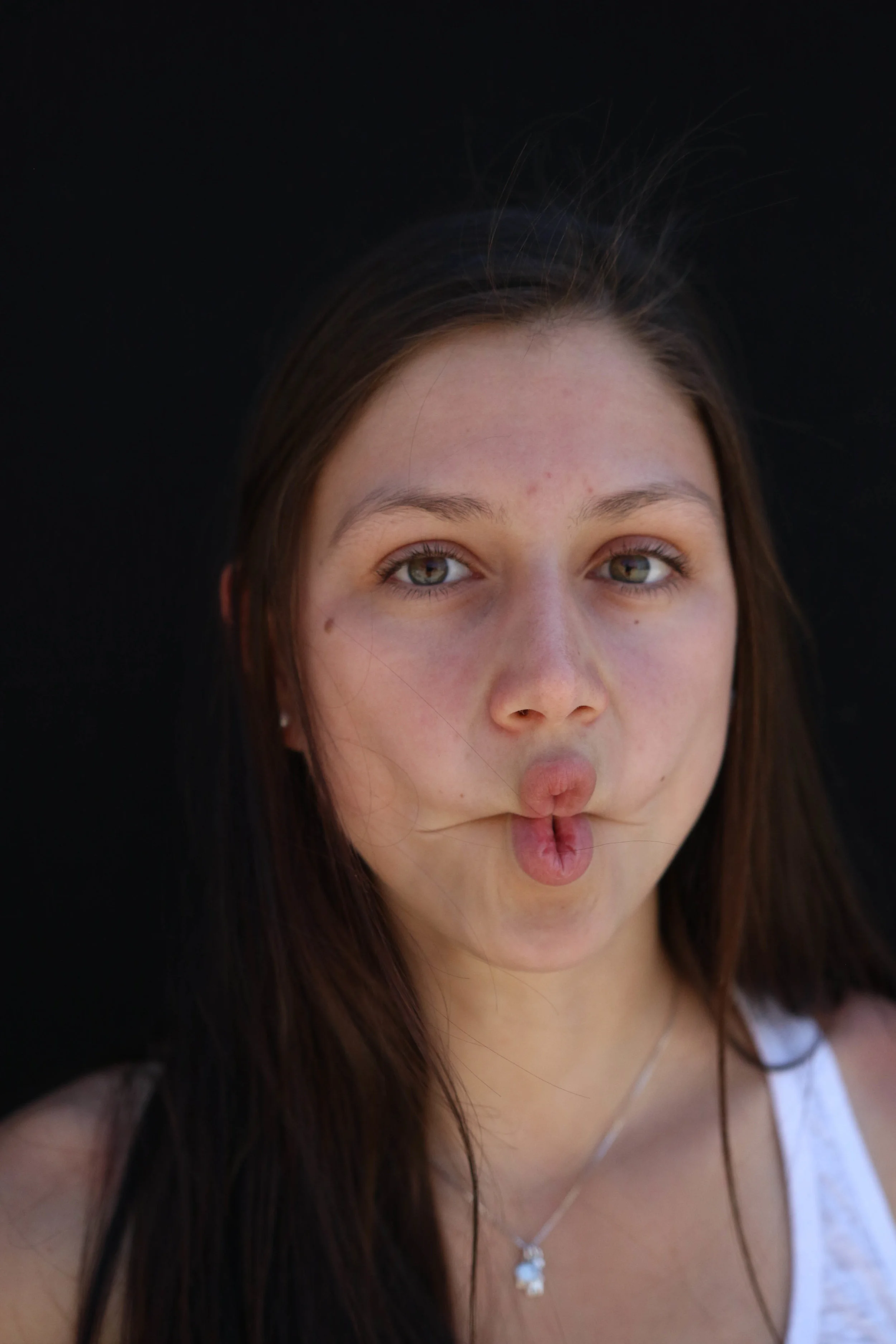 Name: Emma Ungar, Hometown: Merion Station, Major and Year: HD 2020, Activities: Class Councils, Club Field Hockey, What is the best decision you've made at Cornell?, Doing Outdoor Odyssey as a pre-fresh, What's on the top of your bucket list?, Skiing at Greek Peak, Blurb: Donate to the Women's Ultimate Frisbee team #nattys